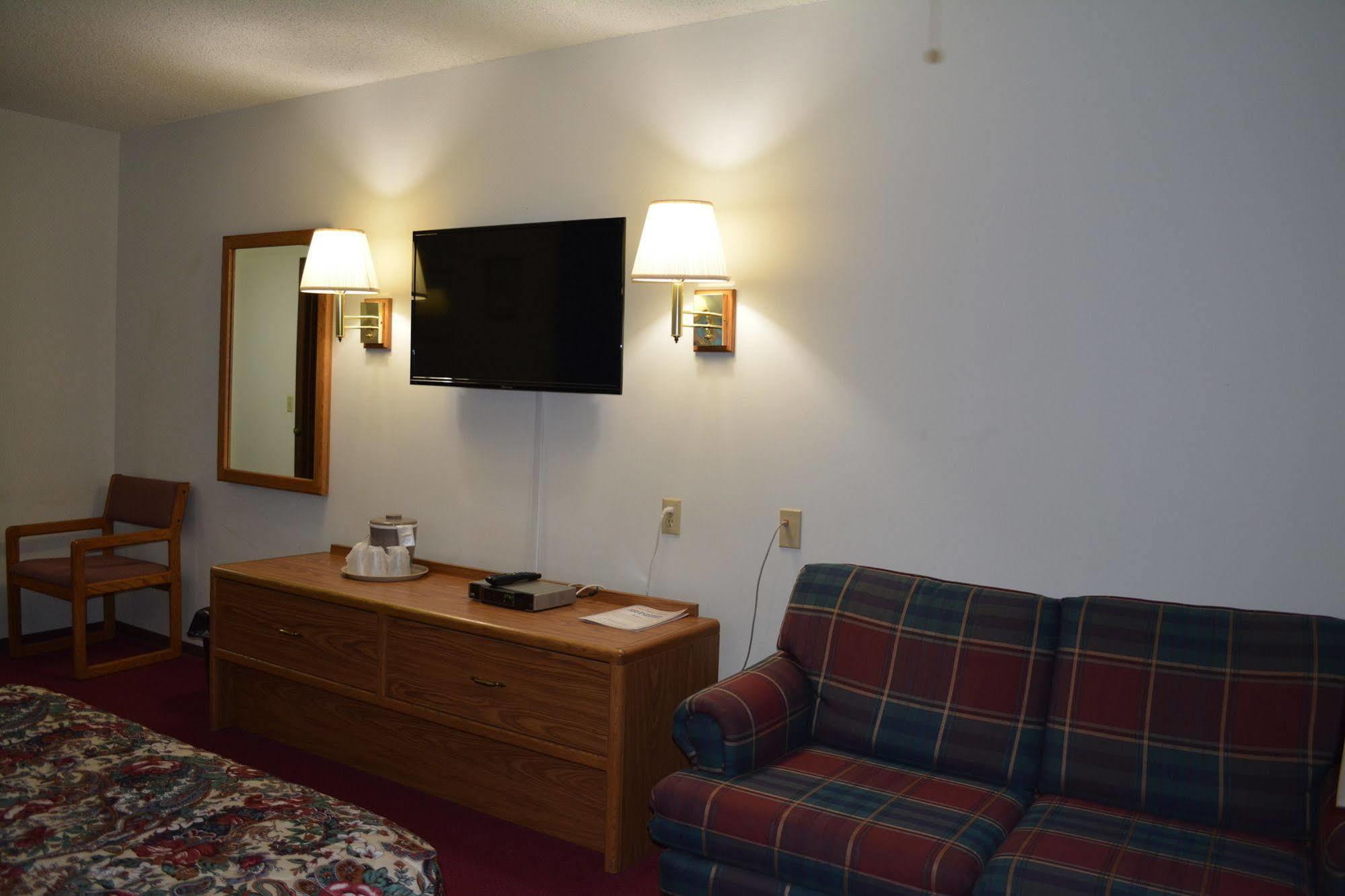 Bloomer Inn & Suites Exteriör bild